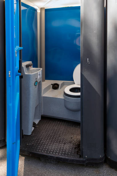 Best Portable bathroom rental  in Cascades, VA